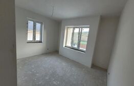 Casă individuală, 172mp, teren 958 mp, în Chinteni