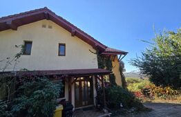 Casă cu 4 camere si apartament de 2 camere, 180mp utili