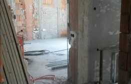 De vanzare apartament 3 camere, 75 mp, semifinisat, zona strazii Mircea Zaciu