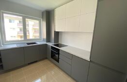 De vanzare apartament de 2 camere decomandat