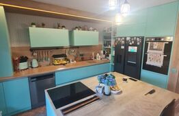 Casa tip triplex, 4 camere, 116 mp utili, 100 mp teren liber, zona Florilor