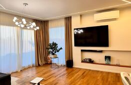 PENTHOUSE 180 MP , 250 MP TERASA,  PRIVELISTE DEOSEBITA !