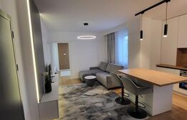 Apartament modern, 3 camere, intermediar, parcare, Zona Vivo !