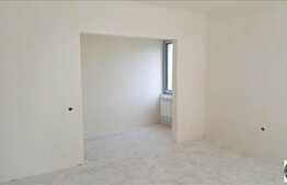 3 camere, 84 mp, semifinisat, 2 balcoane, zona Restaurant Da Vinci