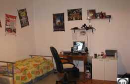 2 camere de vanzare, 82 mp cu terasa de 8 mp si curte 100 mp