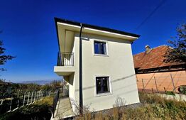 Casă cu view deosebit, garaj, teren de 590 mp, Feleacu