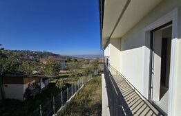 Casă cu view deosebit, garaj, teren de 590 mp, Feleacu