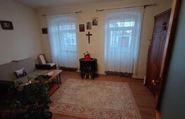 Casă săsească de vânzare cu teren generos Codlea – 1368 mp – Poziție centrală