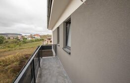 Duplex 182 mp, cu teren de 300 mp, în Chinteni