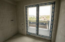 Duplex 182 mp, cu teren de 300 mp, în Chinteni