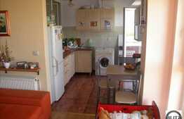 Vanzare apartament cu 2 camere plus balcon, partial mobilat