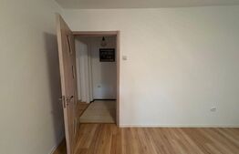 Apartament cu 3 camere , 72 mp , zona Central.