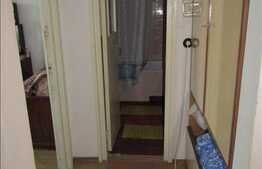 Vanzare apartament cu 4 camere, 80 mp, etaj intermediar, zona strazii Mehedinti