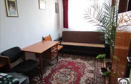 Vanzare apartament cu 4 camere, 80 mp, etaj intermediar, zona strazii Mehedinti