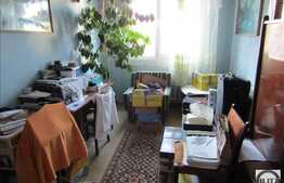 Vanzare apartament cu 4 camere, 80 mp, etaj intermediar, zona strazii Mehedinti