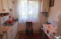 Vanzare apartament cu 4 camere, 80 mp, etaj intermediar, zona strazii Mehedinti