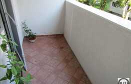 Vanzare apartament cu 4 camere, 80 mp, etaj intermediar, zona strazii Mehedinti