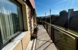 Oportunitate unică! 2 apartamente de 3 camere, 130mp, terasa, Buna ziua