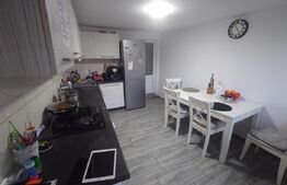 Casă spațioasă cu priveliște către Piatra Craiului, în Zărnești