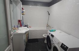 Casă spațioasă cu priveliște către Piatra Craiului, în Zărnești