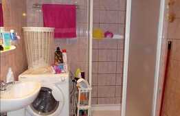 De vanzare apartament 2 camere, 47 mp, decomandat, zona semicentrala!