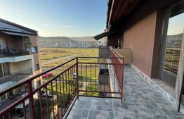 Apartament 3 camere, decomandat, 78 mp, 2 parcari subterane, boxa, zona Eroilor