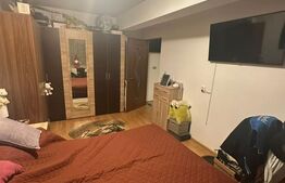 Apartament cu 2 camere, 47mp, et intermediar, balcon 5mp, parcare, zona Petrom 