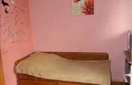 De vanzare apartament 3 camere, 40 mp, etaj intermediar, zona Piata Hermes