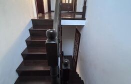 Casă spațioasă de vânzare,120 mp utili, 1900 mp teren