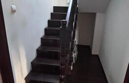 Casă spațioasă de vânzare,120 mp utili, 1900 mp teren