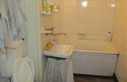 De vanzare apartament 4 camere, 78 mp, boxa subsol, zona Nora