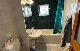 Apartament de 4 camere spațios de închiriat