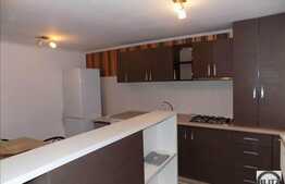 Apartament pe 2 nivele in imobil tip casa, 82 mp utili, zona 21 Decembrie