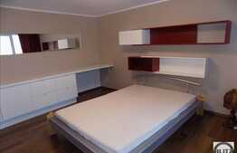 Apartament pe 2 nivele in imobil tip casa, 82 mp utili, zona 21 Decembrie