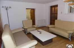 Apartament pe 2 nivele in imobil tip casa, 82 mp utili, zona 21 Decembrie