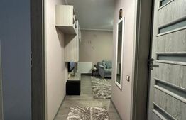 Apartament de vanzare, 3 camere, 61 mp, zona Vivo 
