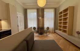 Apartament 2 camere, 46mp, curte, zona Centrala 