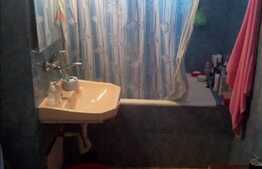 Vanzare apartament 4 camere, 78 mp, boxa, complet mobilat, zona Aleea Negoiu