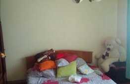 Vanzare apartament 4 camere, 78 mp, boxa, complet mobilat, zona Aleea Negoiu