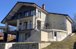 Proprietate speciala cu panorama superba, 220 mp utili, 1760 mp teren, Feleacu