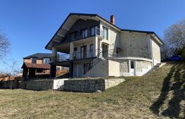 Proprietate speciala cu panorama superba, 220 mp utili, 1760 mp teren, Feleacu