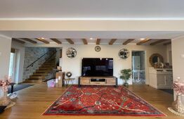 Proprietate speciala cu panorama superba, 220 mp utili, 1760 mp teren, Feleacu