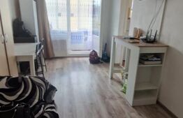 De vanzare garsoniera, 23mp + balcon 3mp, etaj 3/4  Sacele 