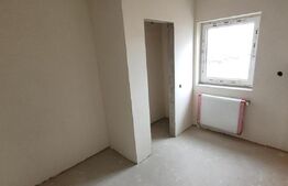 Apartament 3 camere decomandat, 71.82 mp, zona Terra