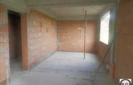 2 camere, 49 mp, semifinisat! Zona nou dezvoltata! Parcare! Finalizare in 2016!