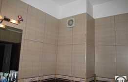 De vanzare 2 camere, 40 mp, zona Florilor! Boxa la subsol si parcare!