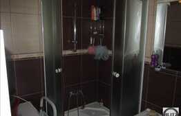 De vanzare 2 camere, 40 mp, zona Florilor! Boxa la subsol si parcare!