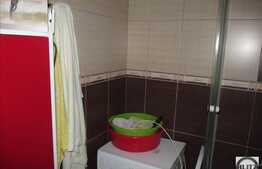 De vanzare 2 camere, 40 mp, zona Florilor! Boxa la subsol si parcare!