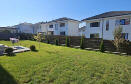 Casă individuală 140 mp, teren 700 mp, panouri solare, în Dezmir