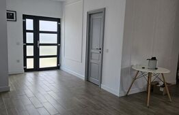 Casă individuală 140 mp, teren 700 mp, panouri solare, în Dezmir